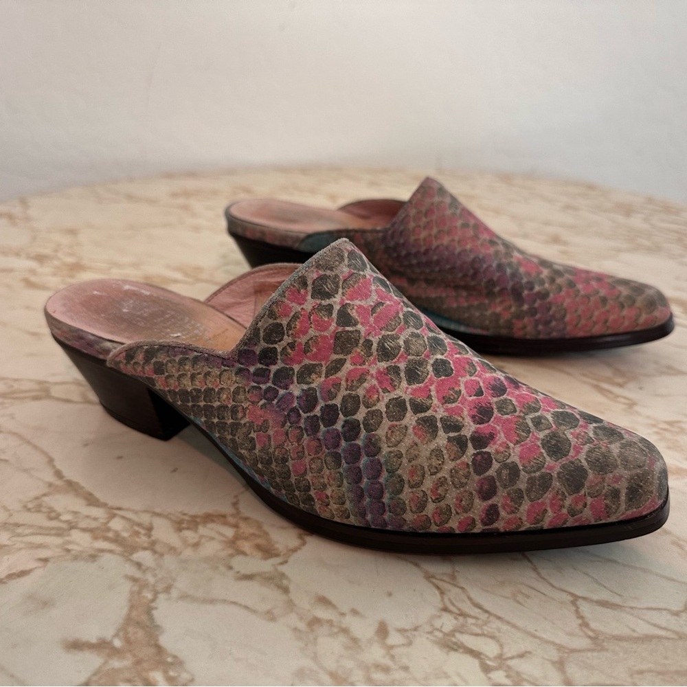 size 6.5 OAK TREE Women's Multicolor Snake Print Leather slip-on heeled Mules